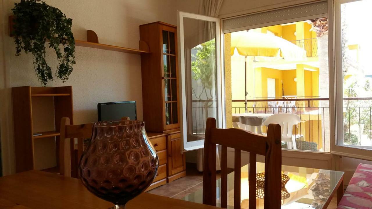 Apartamentos Les Palmeres ปลาตจาดาโร ภายนอก รูปภาพ