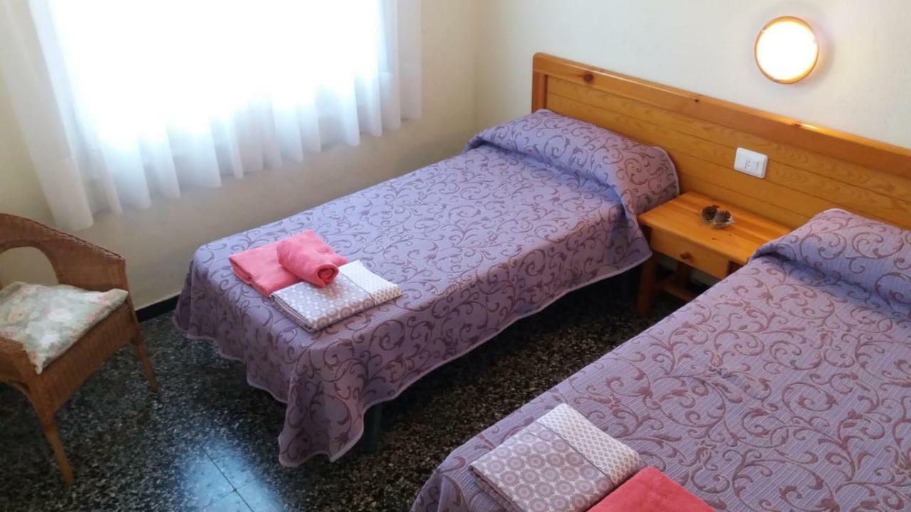 Apartamentos Les Palmeres ปลาตจาดาโร ภายนอก รูปภาพ